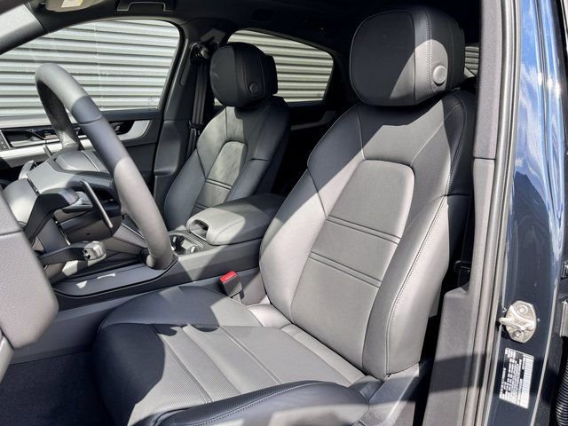 New 2026 Porsche Cayenne Coupe image 5