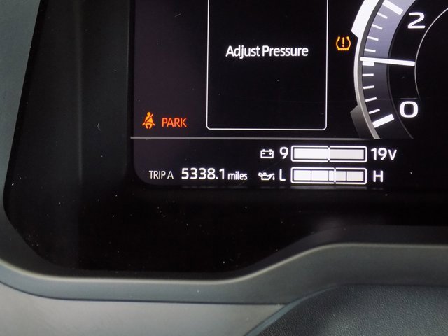 Used 2025 Toyota Tundra Limited image 17