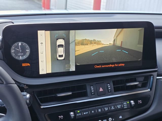 Certified 2023 Lexus ES 300h Ultra Luxury w/ Accessory Package (Z2) image 15