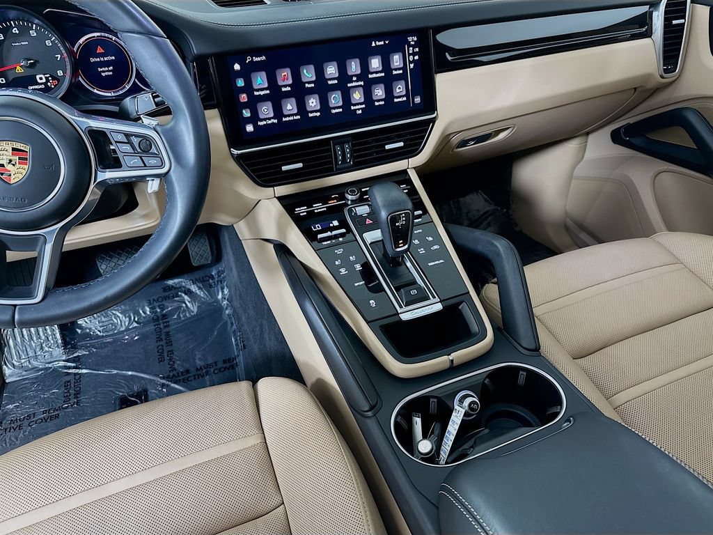 Certified 2023 Porsche Cayenne AWD/4WD image 26