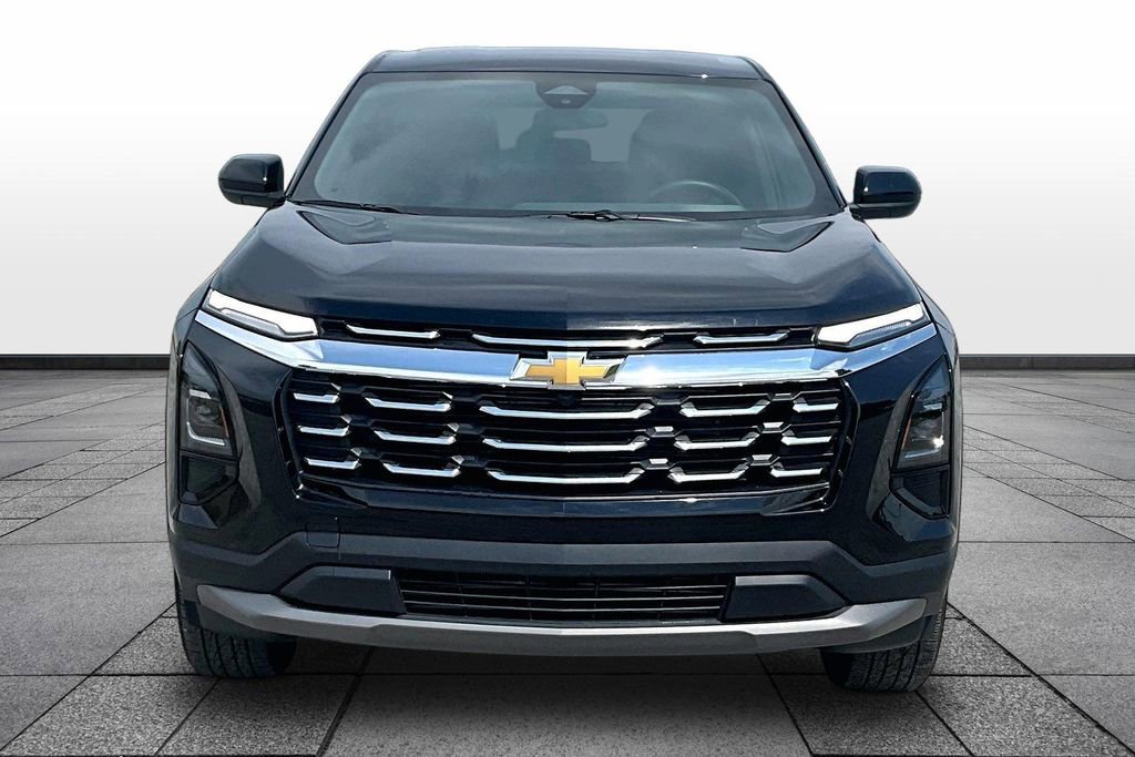 Used 2026 Chevrolet Equinox LT FWD image 3