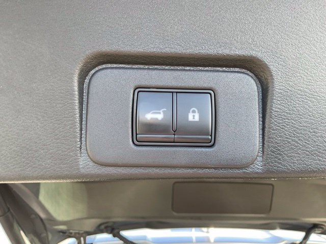 Used 2022 Nissan Rogue Platinum w/ Head-Up Display Package AWD/4WD image 10