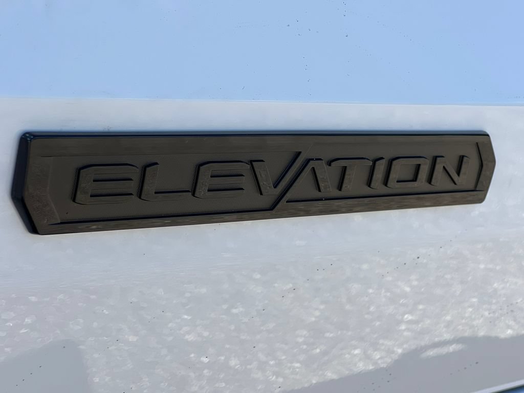 New 2026 GMC Canyon Elevation w/ LPO, Black Badging Package AWD/4WD image 2