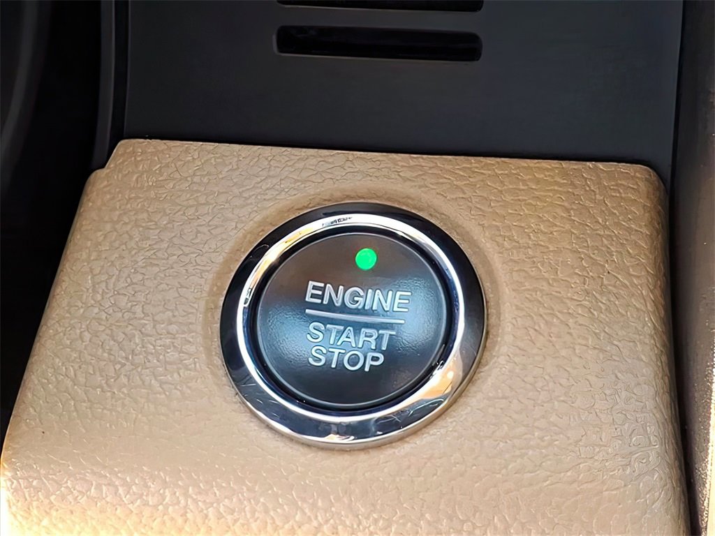 Used 2017 Ford F250 Lariat w/ Lariat Ultimate Package image 16