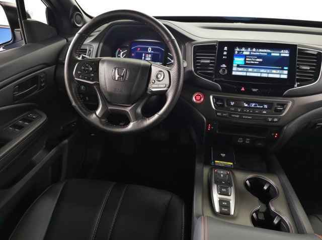 Used 2025 Honda Passport TrailSport image 20