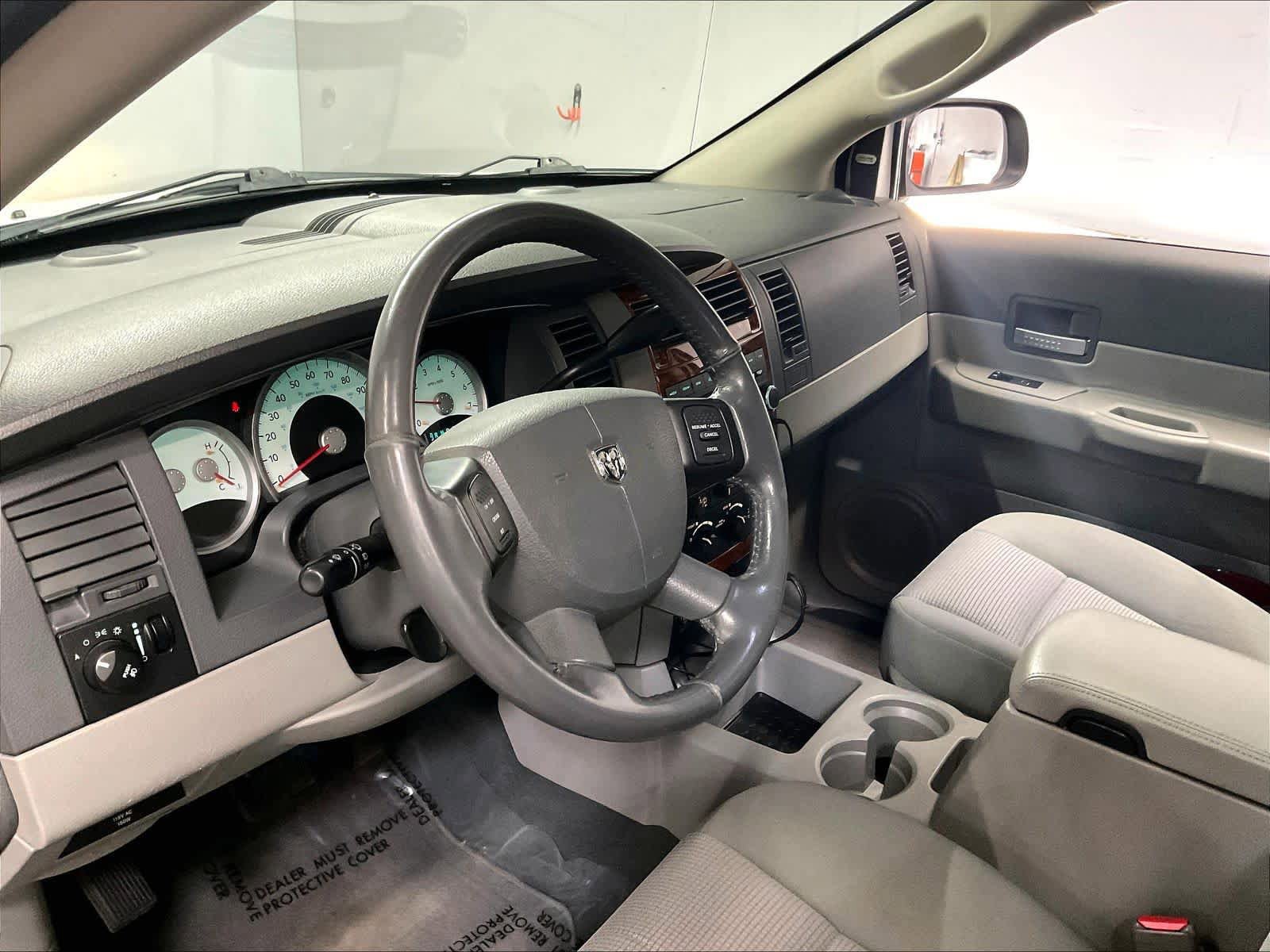 Used 2009 Dodge Durango SLT RWD image 16