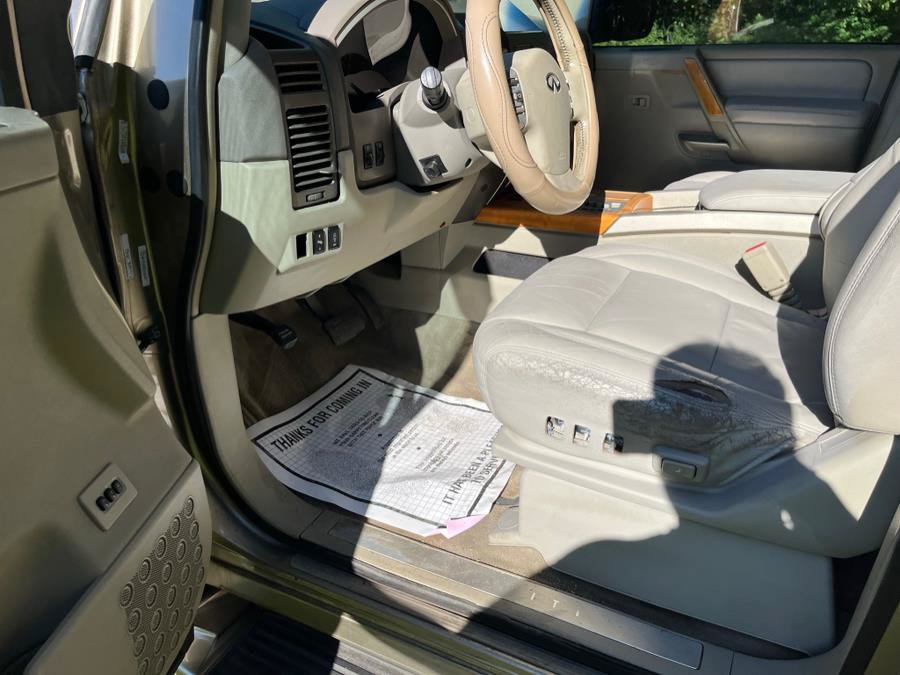 Used 2004 INFINITI QX56 4WD w/ Smart Vision Pkg image 28