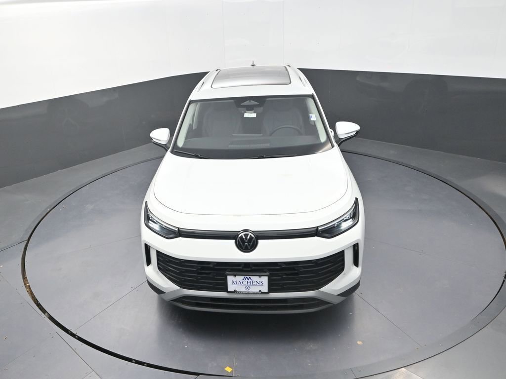 New 2026 Volkswagen Tiguan SE AWD/4WD image 14
