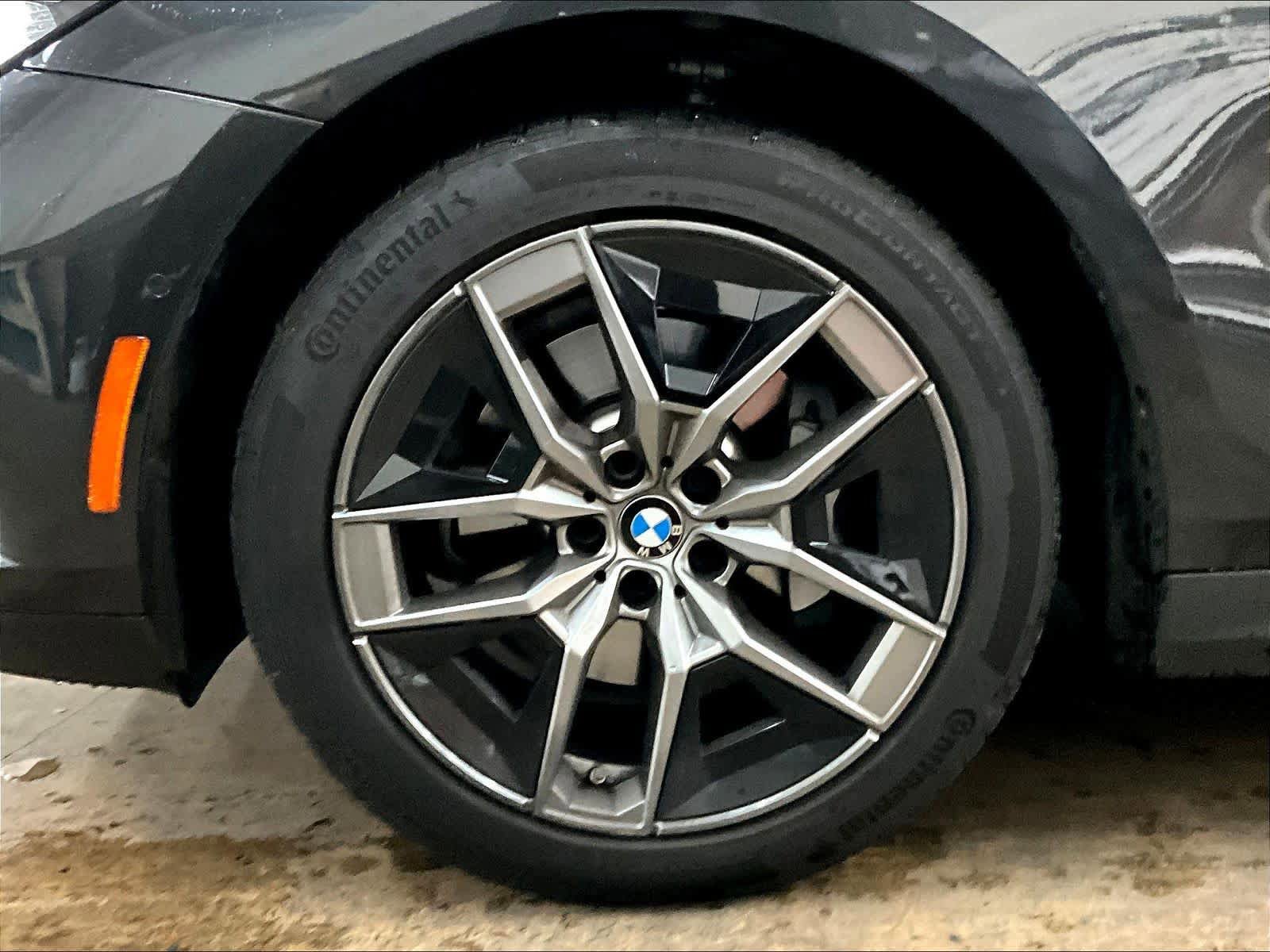 Used 2026 BMW 530i w/ Premium Package image 11