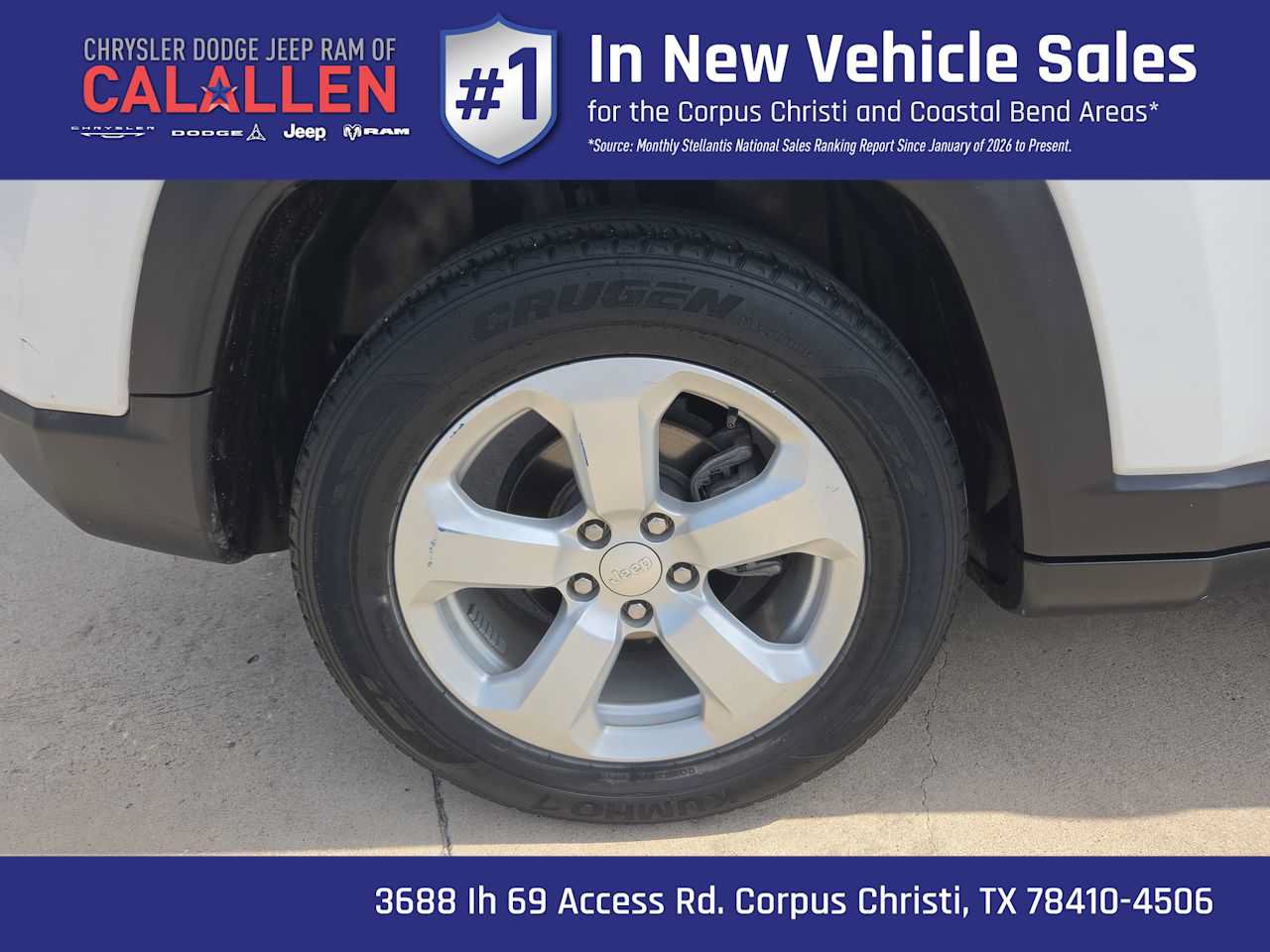 Used 2022 Jeep Compass Latitude w/ Sun and Sound Group FWD image 16