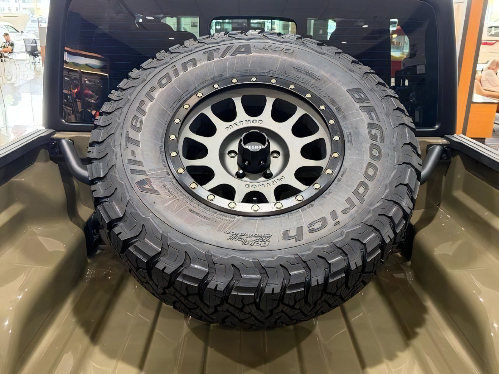 New 2026 Jeep Gladiator Sport AWD/4WD image 15