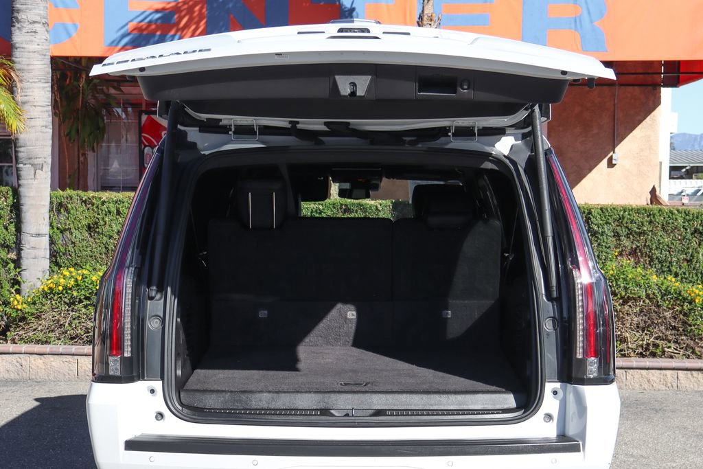 Used 2017 Cadillac Escalade ESV Platinum image 8