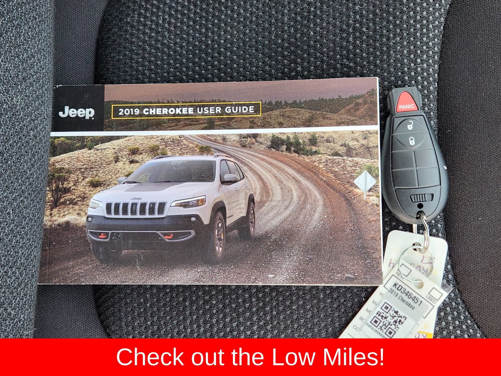 Used 2019 Jeep Cherokee Latitude w/ Popular Appearance Group FWD image 41