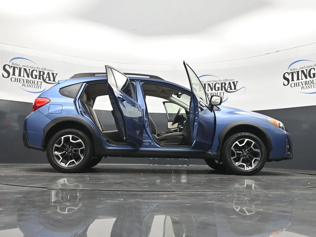 Used 2017 Subaru Crosstrek 2.0i Limited AWD/4WD image 24