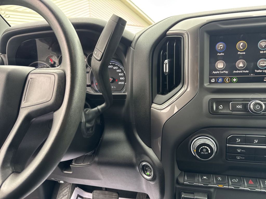 Used 2024 Chevrolet Silverado 1500 Custom image 20