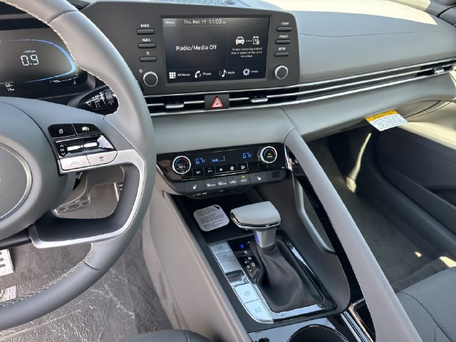 New 2026 Hyundai Elantra SEL Sport Premium FWD image 29