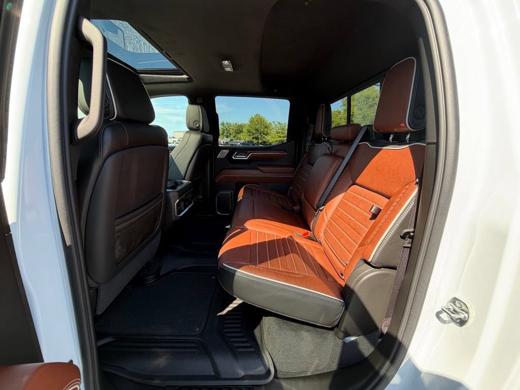 Used 2026 GMC Sierra 1500 Denali Ultimate AWD/4WD image 7