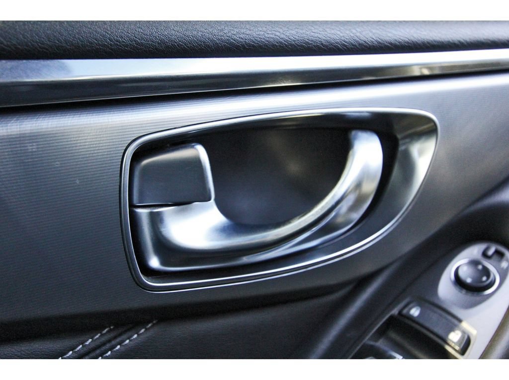 Used 2022 INFINITI Q60 3.0t Luxe w/ Cargo Package RWD image 22