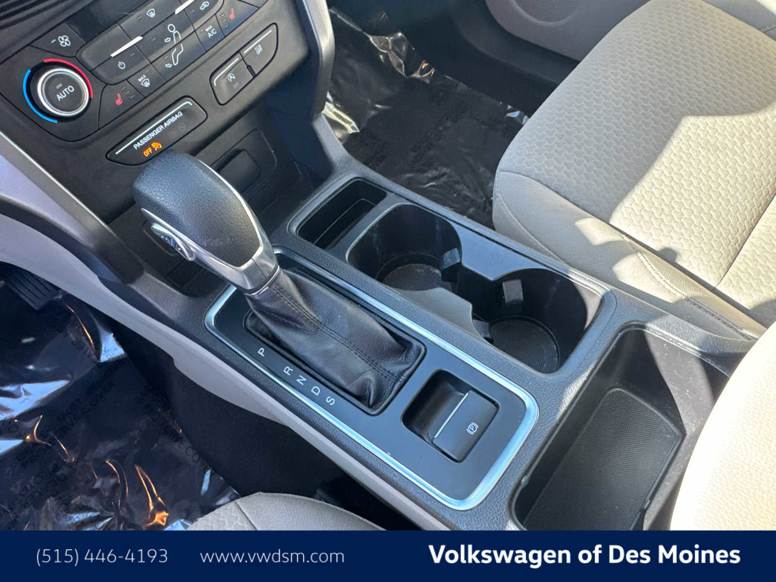 Used 2019 Ford Escape SE image 16