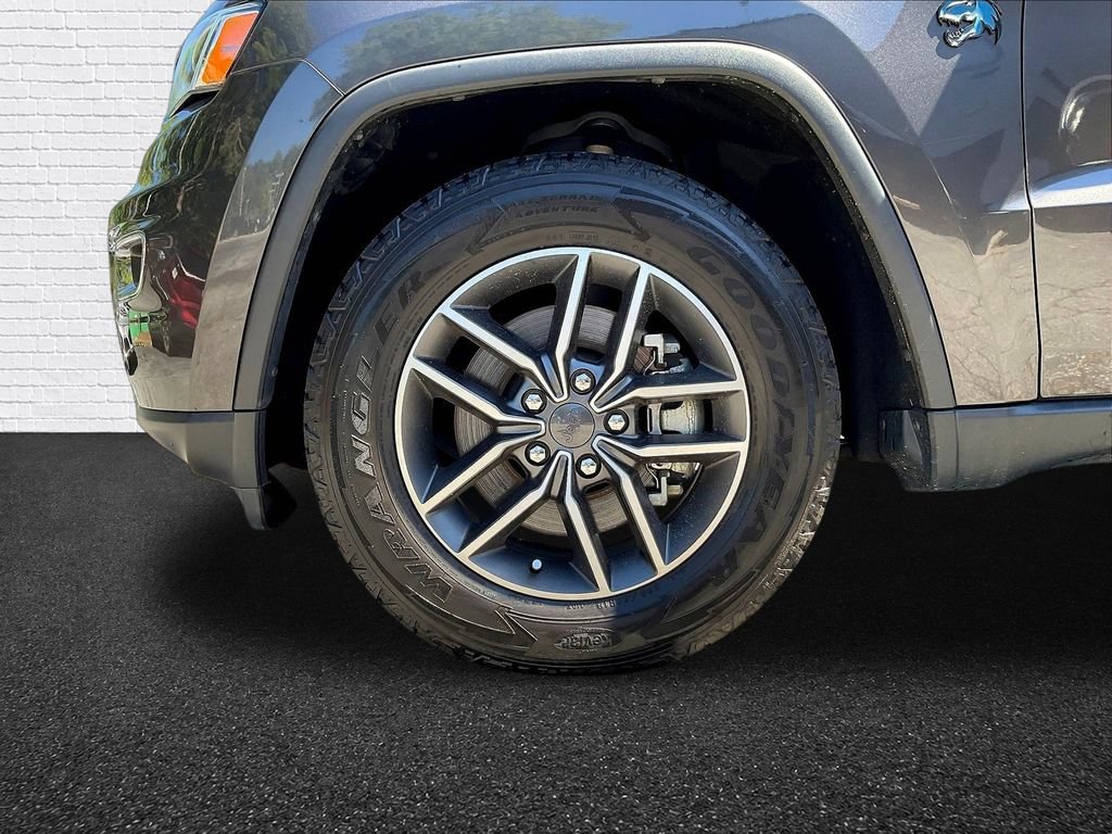 Used 2021 Jeep Grand Cherokee Limited AWD/4WD image 26