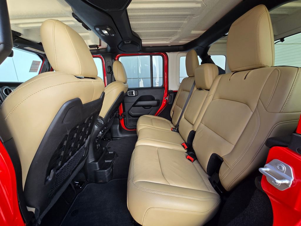 Used 2018 Jeep Wrangler Unlimited Rubicon image 16