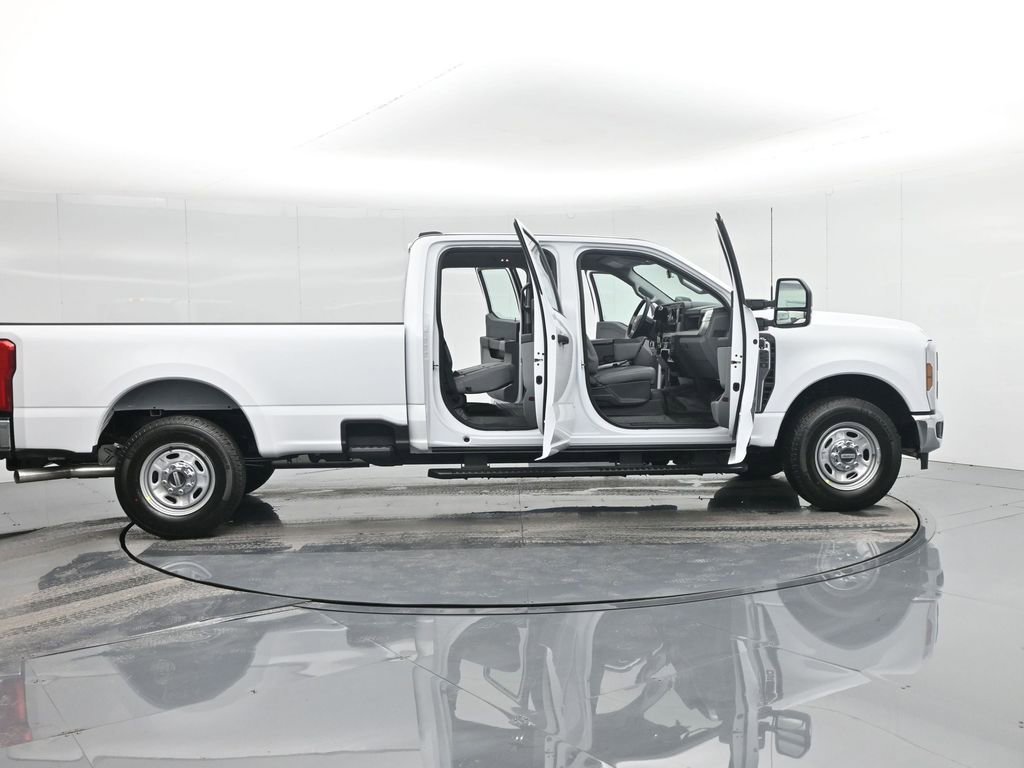 New 2026 Ford F250 XL w/ XL Chrome Package image 51