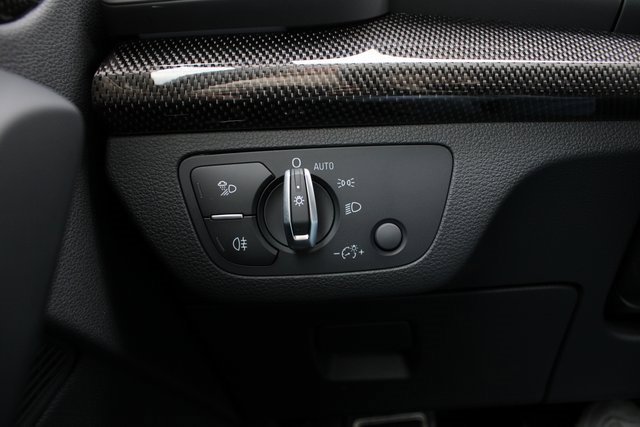 New 2025 Audi SQ5 Premium Plus image 17