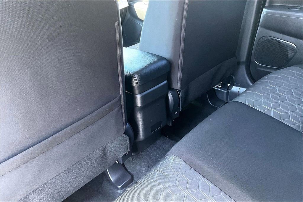 Used 2025 Mitsubishi Outlander Sport ES image 10