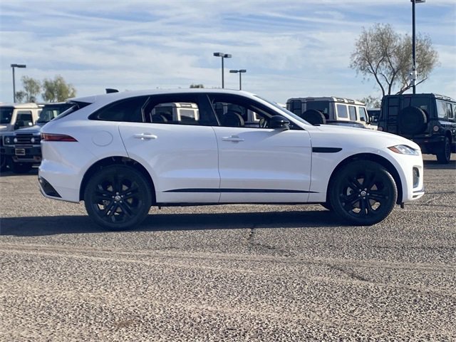 New 2025 Jaguar F-PACE R-Dynamic S image 16