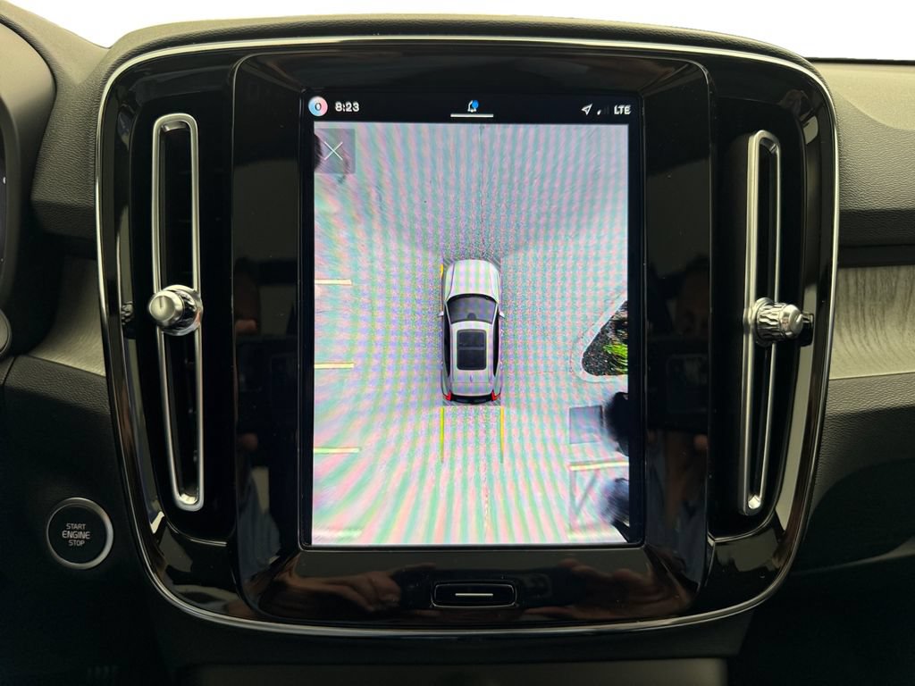 Certified 2026 Volvo XC40 B5 Plus AWD/4WD image 20
