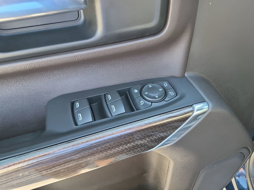 Used 2020 Chevrolet Silverado 2500 LT w/ All Star Edition image 28