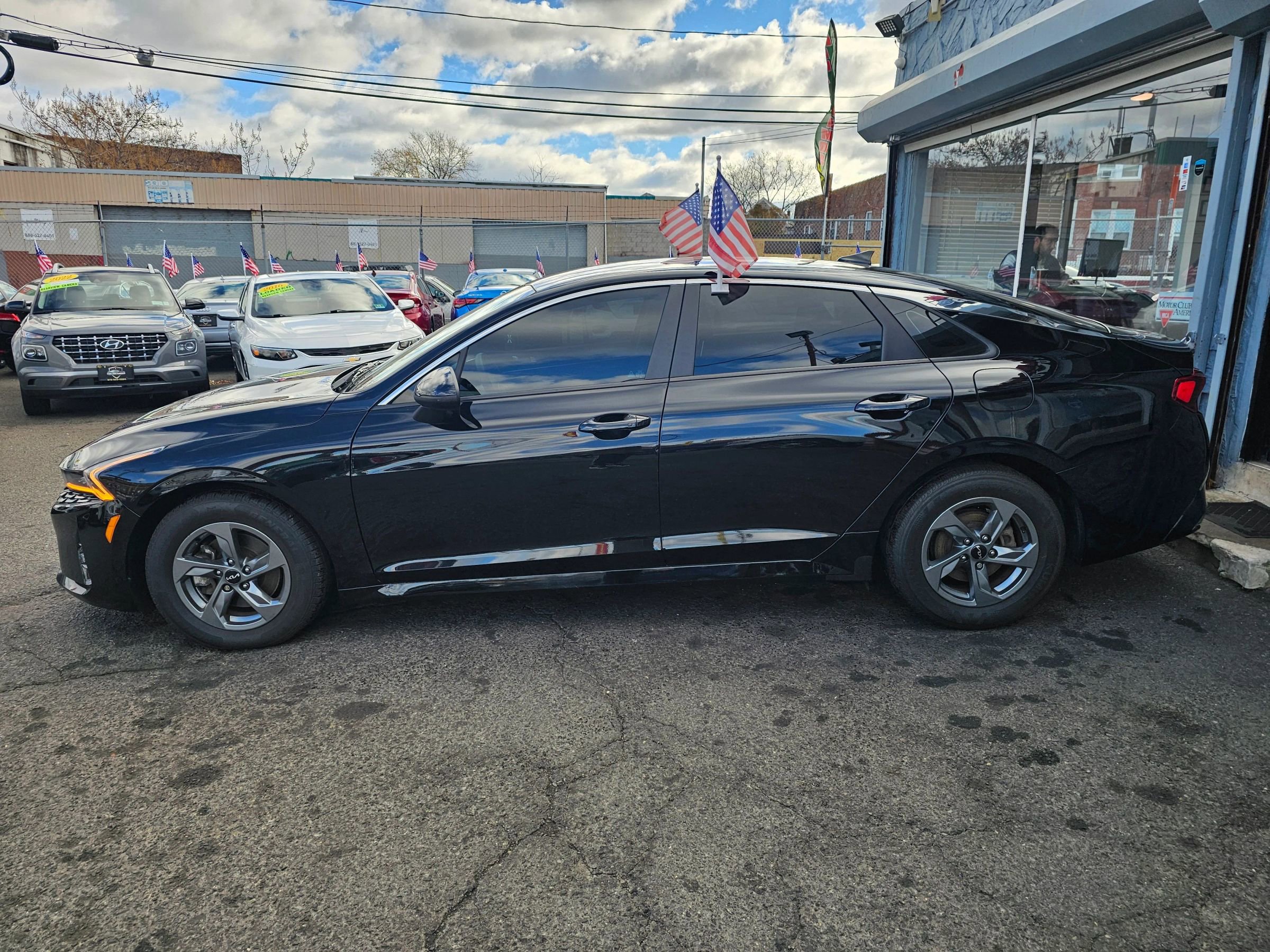 Used 2022 Kia K5 LXS image 2