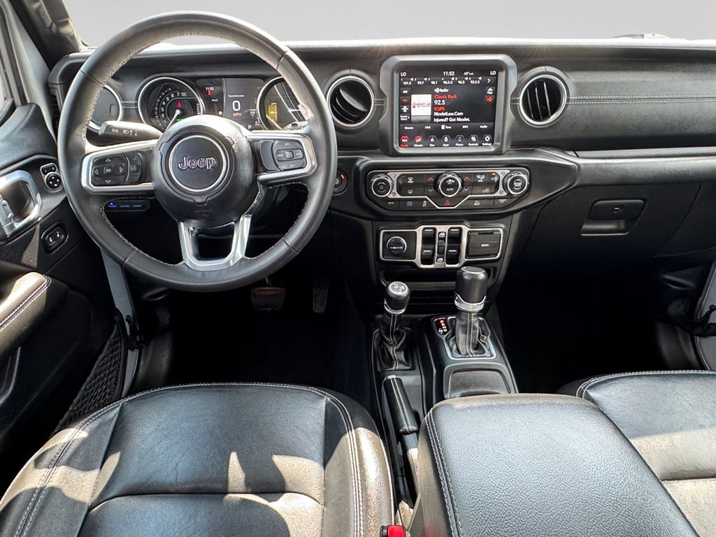 Used 2023 Jeep Wrangler Unlimited Sahara AWD/4WD image 22