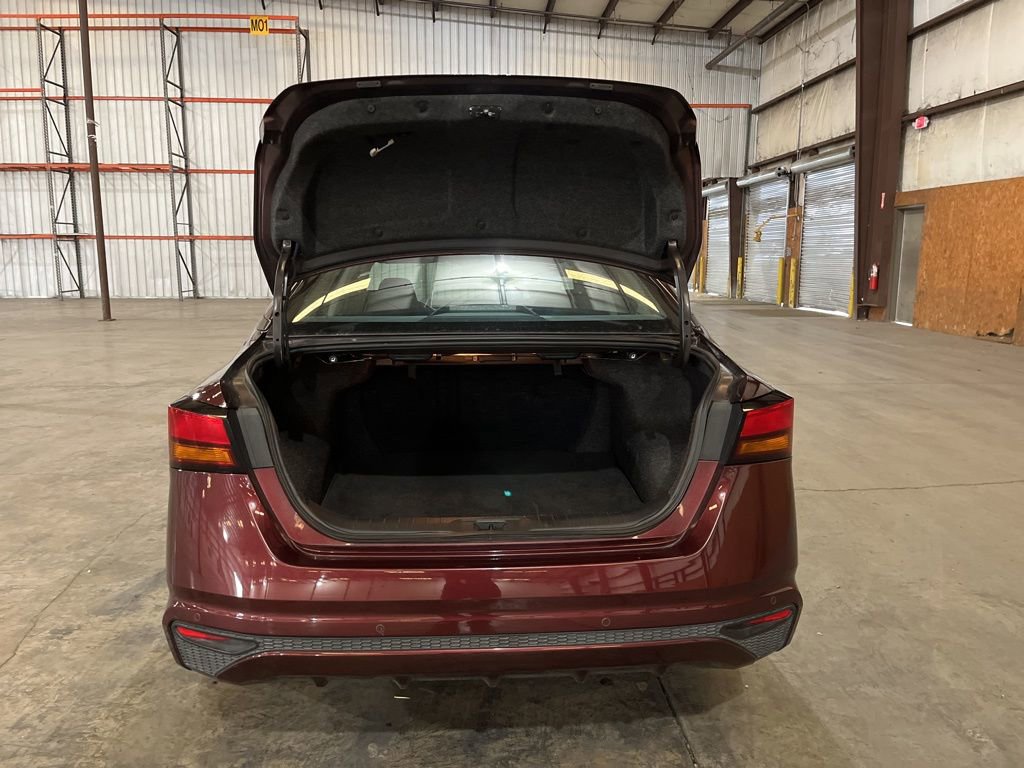 Used 2024 Nissan Altima 2.5 SV FWD image 13