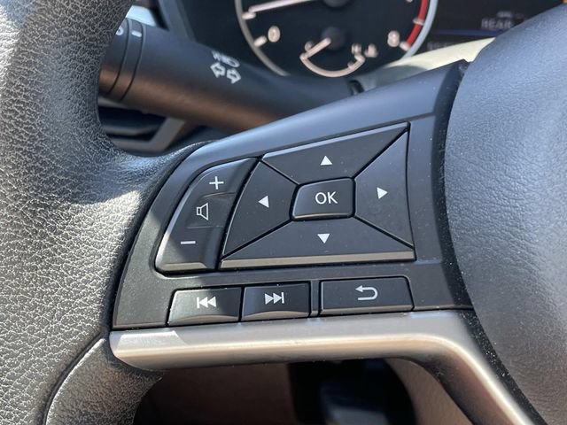 Used 2024 Nissan Altima 2.5 SV FWD image 19