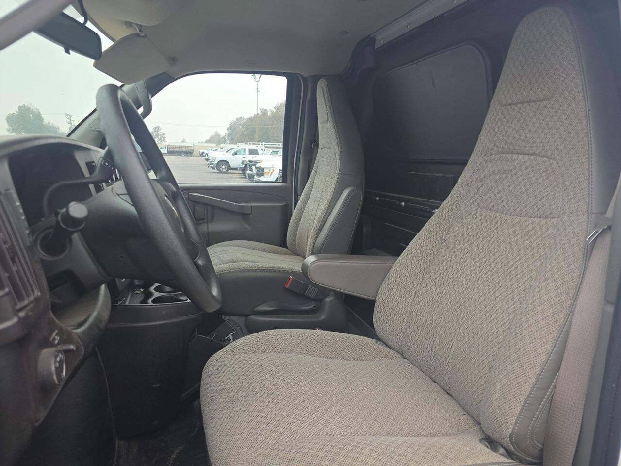Used 2023 Chevrolet Express 2500 w/ Driver Convenience Package RWD image 6