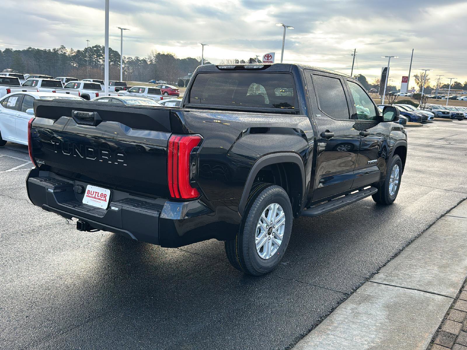 New 2025 Toyota Tundra SR5 image 6