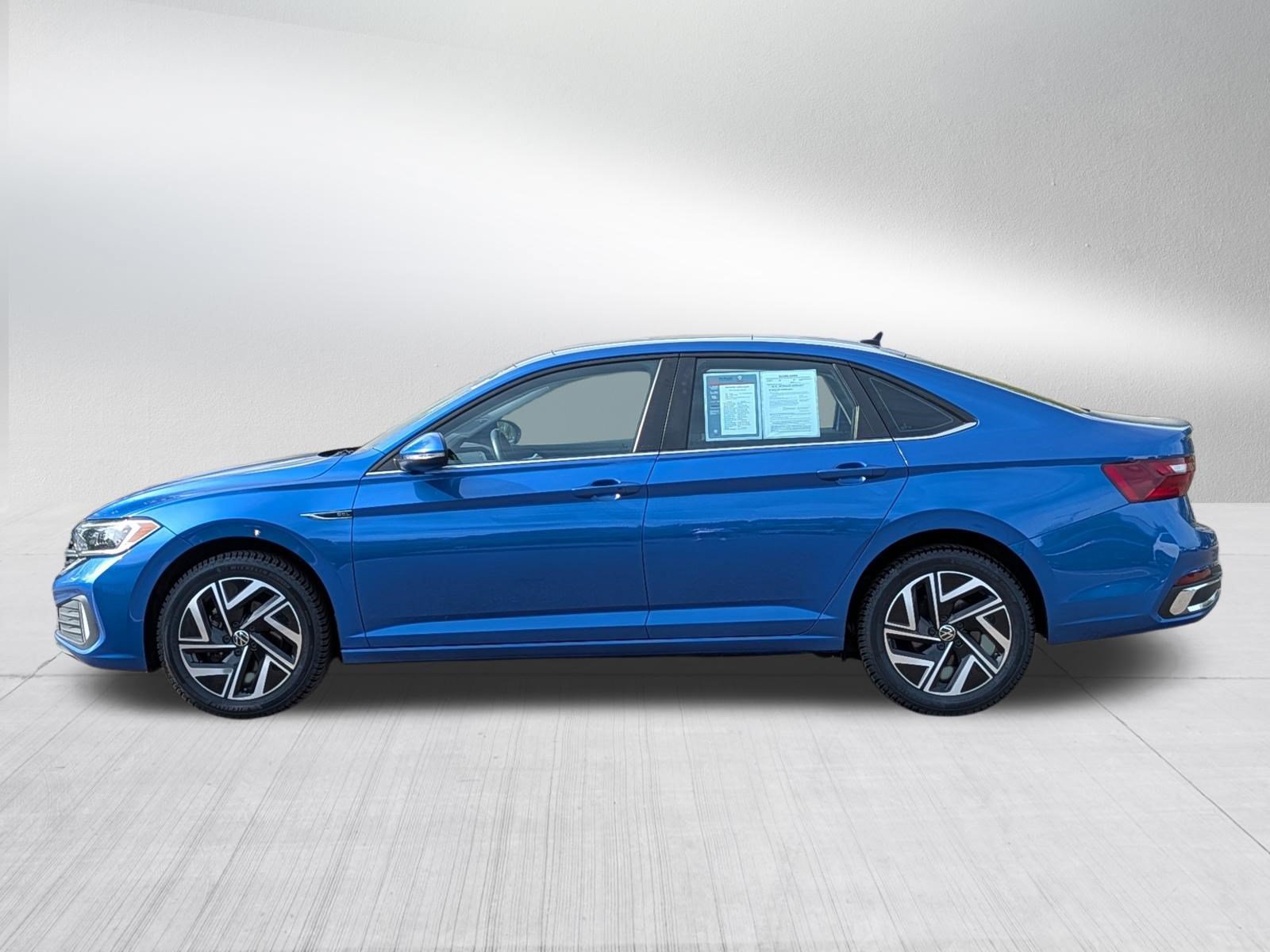 Certified 2024 Volkswagen Jetta SEL FWD image 4