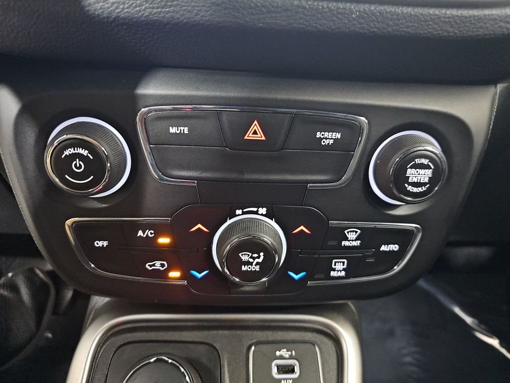 Used 2020 Jeep Compass High Altitude AWD/4WD image 26