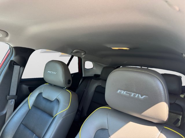 Used 2024 Chevrolet Trax ACTIV w/ Driver Confidence Package FWD image 12