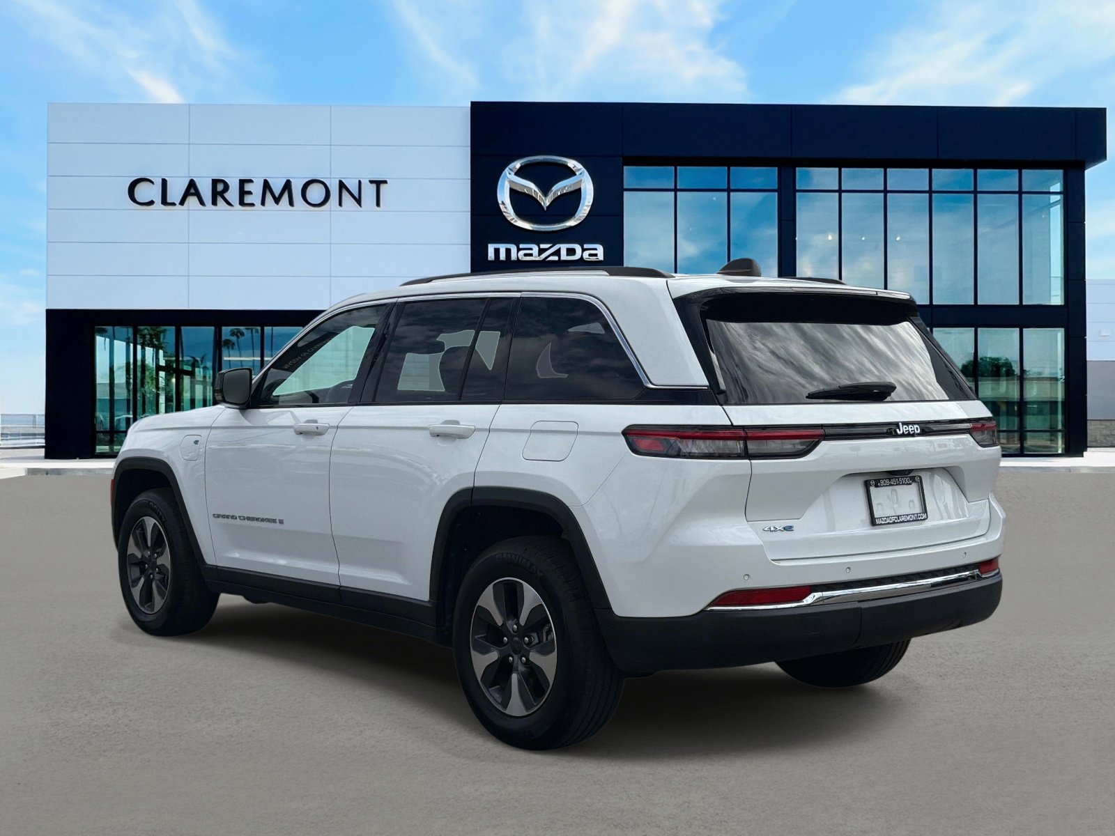Used 2022 Jeep Grand Cherokee Limited 4xe AWD/4WD image 6