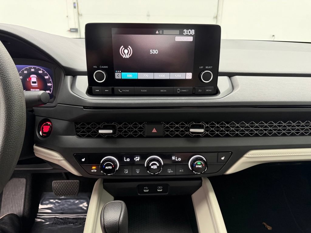Used 2024 Honda Accord EX image 27