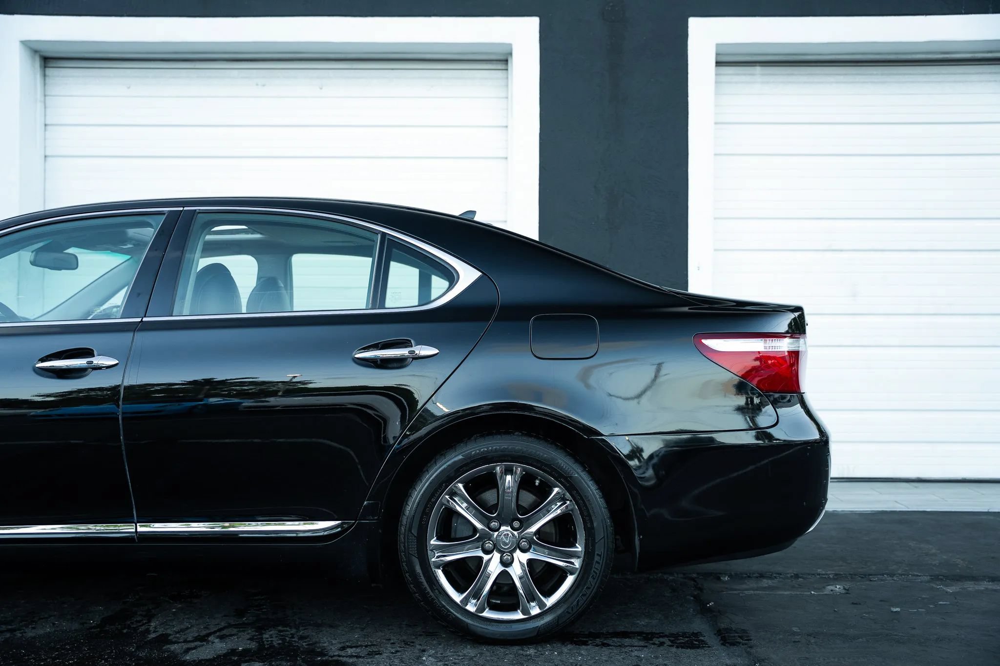 Used 2008 Lexus LS 460 RWD image 24