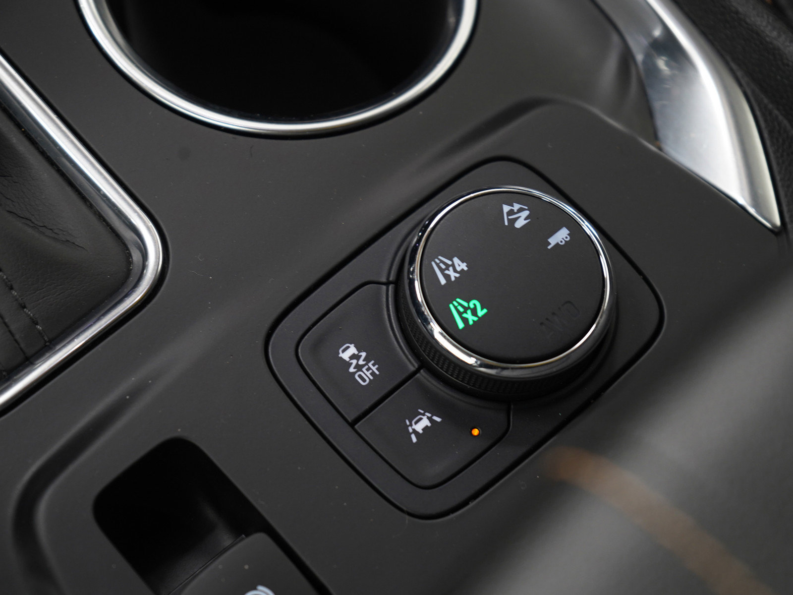 Used 2021 Chevrolet Traverse RS w/ LPO, Floor Liner Package AWD/4WD image 22