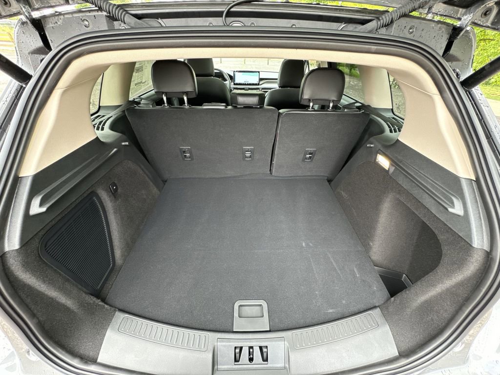 New 2024 Lincoln Corsair Grand Touring AWD/4WD image 24