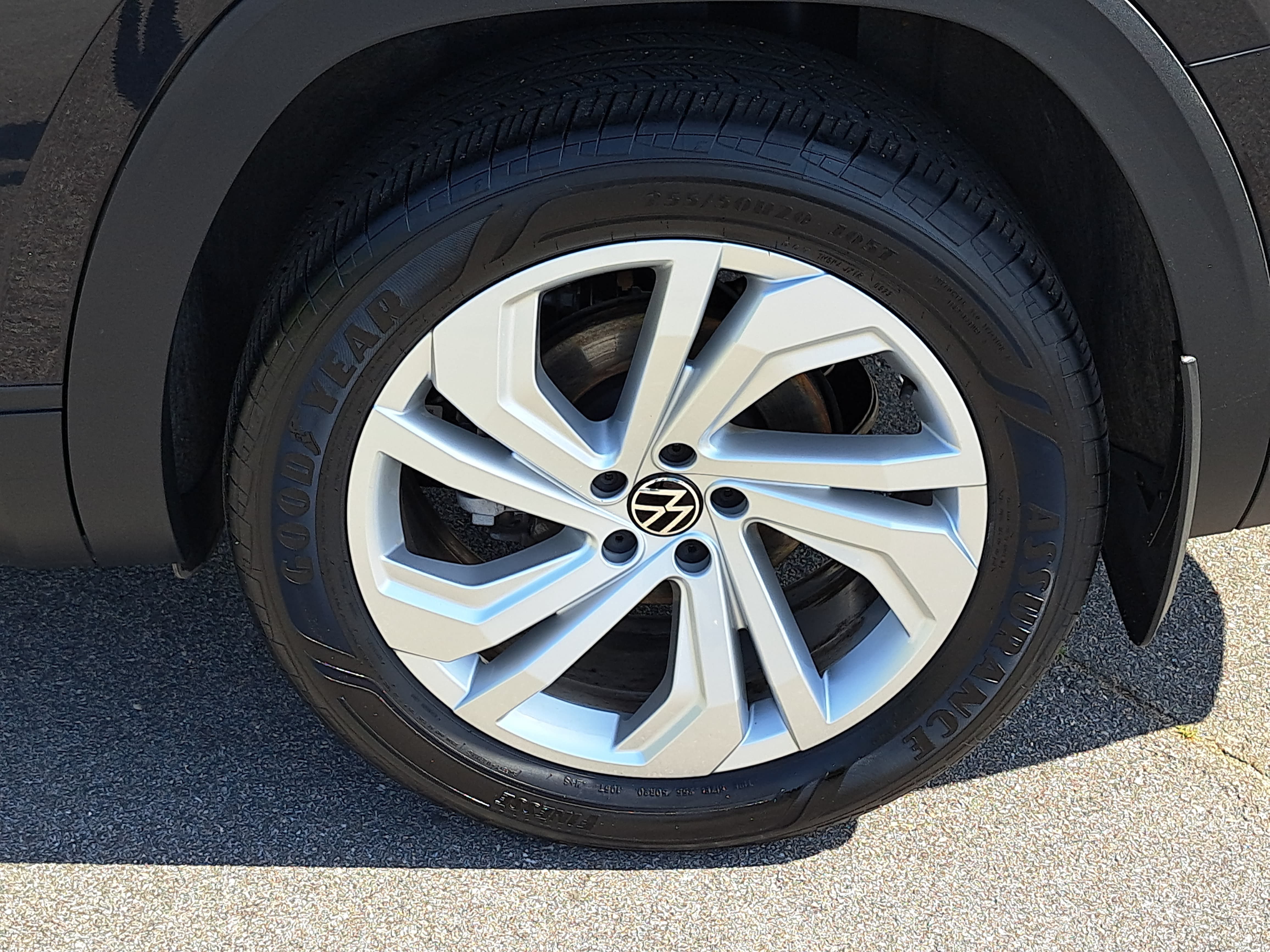 Used 2023 Volkswagen Atlas SE AWD/4WD image 31