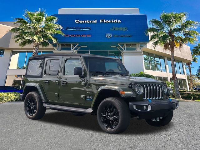 Used 2023 Jeep Wrangler Unlimited Sahara AWD/4WD image 2