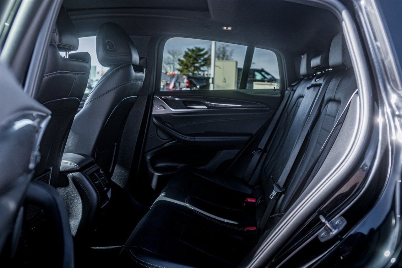 Used 2022 BMW X4 M image 37