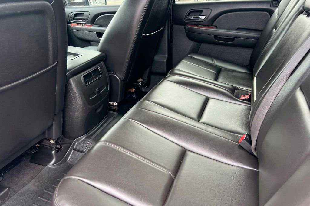 Used 2011 Chevrolet Silverado 3500 LTZ w/ LTZ Plus Package AWD/4WD image 9