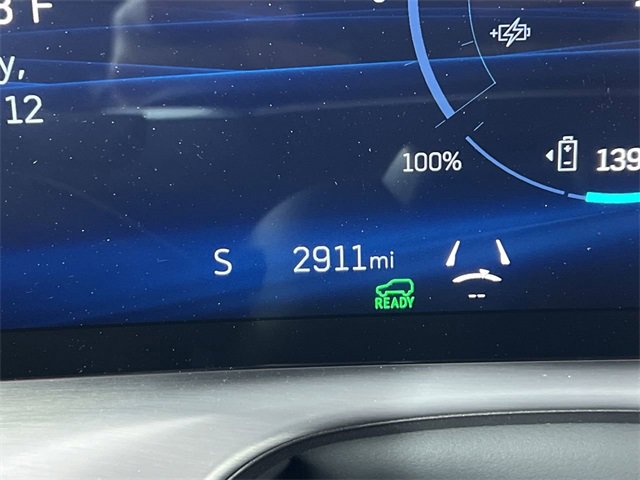 Used 2026 Cadillac Vistiq Sport image 12